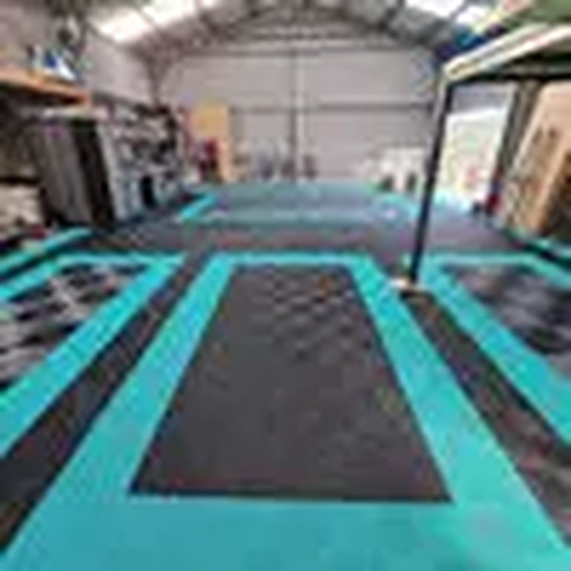 Interlocking Workshop Flooring Modern Free Flow PP Garage Floor Tiles for Home Car Wash Graphic Design Solution