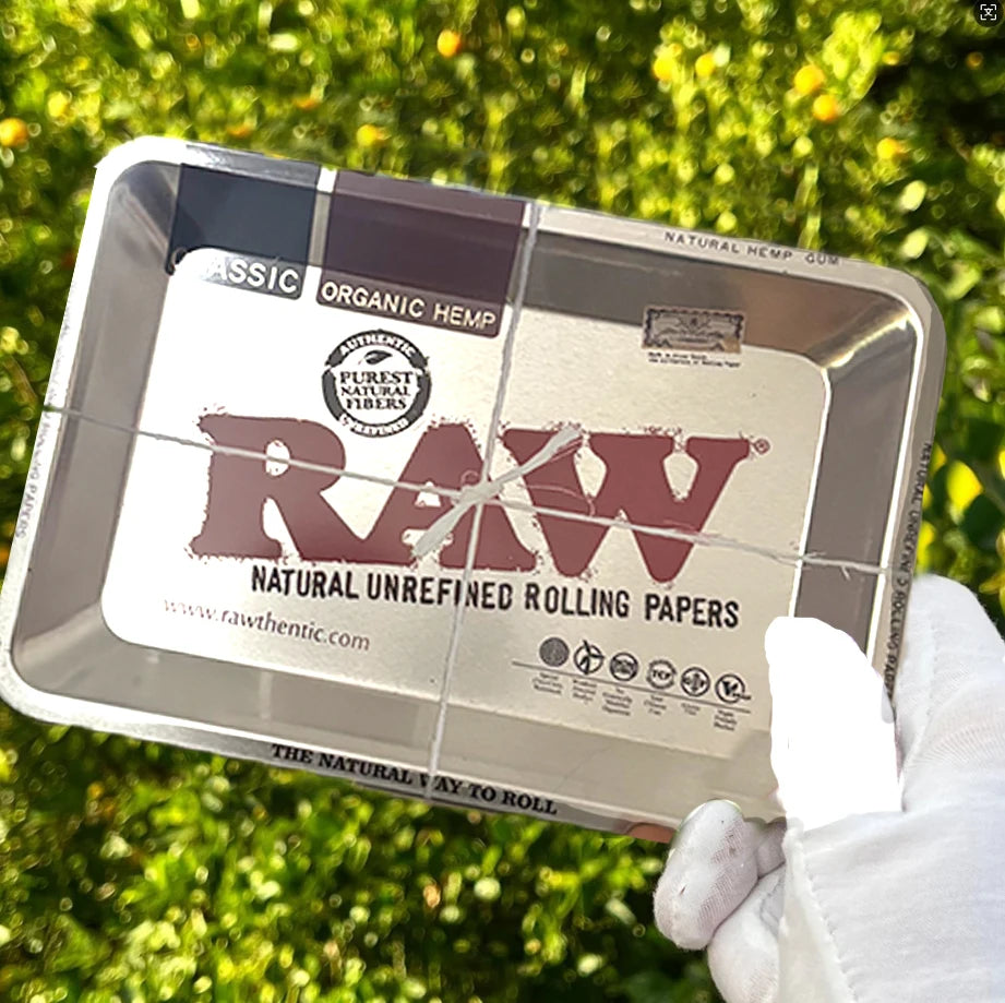 180*125MM Metal Rolling Tray Storage Tinplate Plate Tool Cigarette Smoking Accessories Kitchen Tools Various Pattern Designs