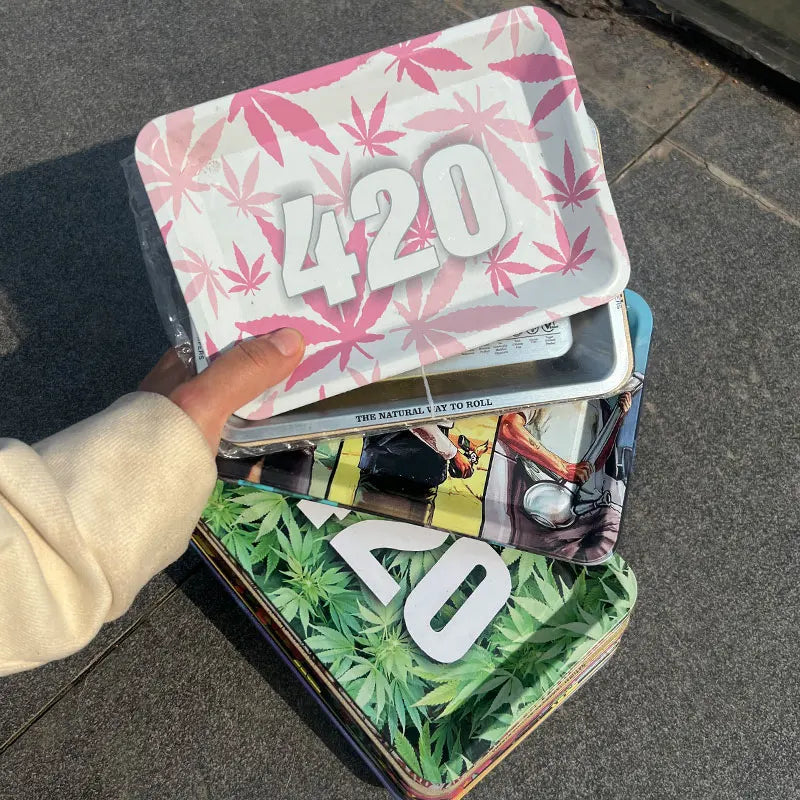 180*125MM Metal Rolling Tray Storage Tinplate Plate Tool Cigarette Smoking Accessories Kitchen Tools Various Pattern Designs